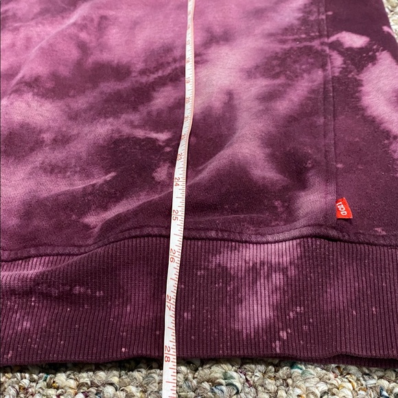 3/$10 Reworked Izod Men's Bleach Tie-Dye 1/4 Zip Sweatshirt - Picture 6 of 6